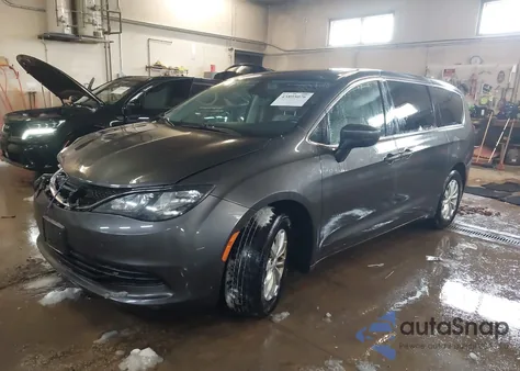 2017 Chrysler Pacifica Touring from USA, damaged, VIN 2C4RC1DG7HR507670